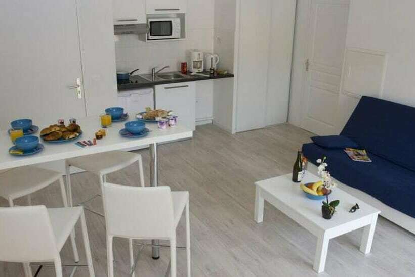 Апартаменты 1 Спальня с Балконом, Adonis Grandcamp  Residence Les Isles De Sola