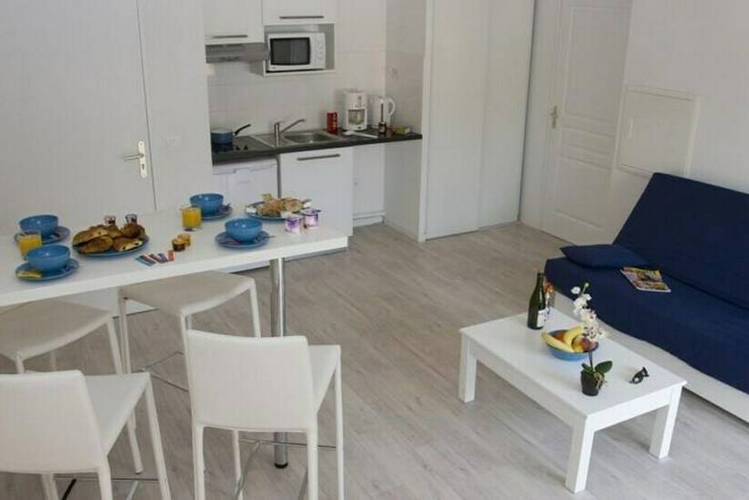 Апартаменты 1 Спальня с Балконом, Adonis Grandcamp  Residence Les Isles De Sola