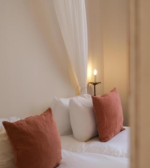 Номер Стандарт, L Abbaye Hôtel
