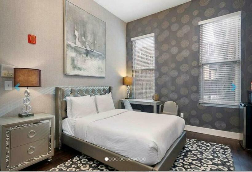 إستوديو قياسى, 5 33 Modern Private Studio Awaits You!