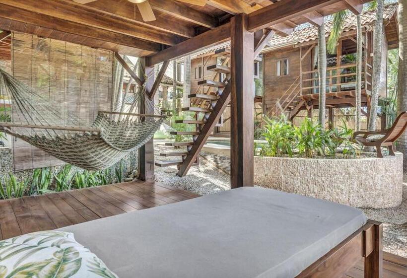 스탠다드 방갈로, The Beach Bungalows   Yoga And Surf House   Adults Only