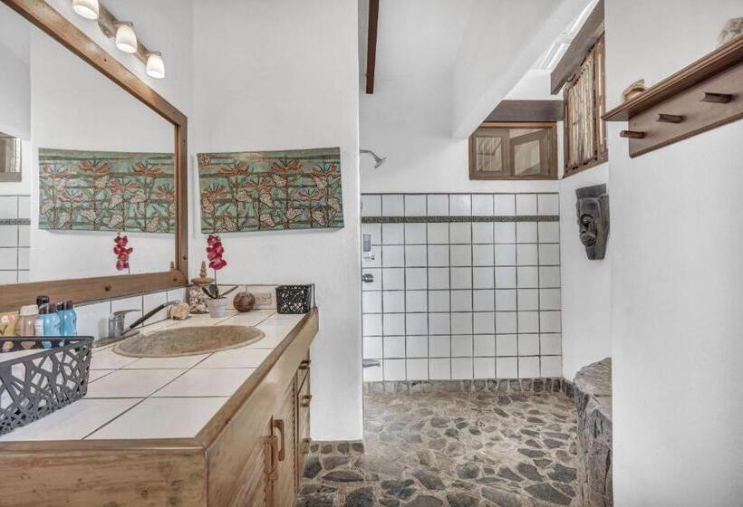 싱글 기본룸, The Beach Bungalows   Yoga And Surf House   Adults Only