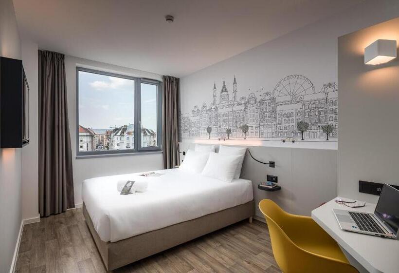 Номер Deluxe, B&b Hotel Budapest City