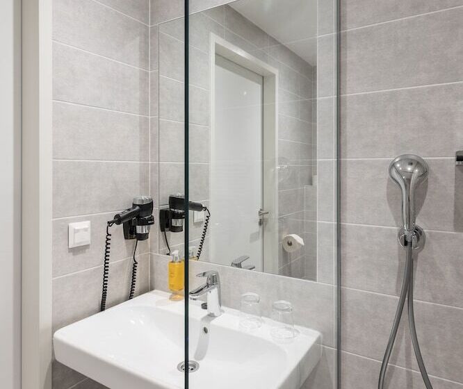 Номер Стандарт Трехместный, B&b Hotel Budapest City