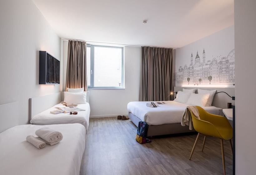 Четырехместный Номер Стандарт, B&b Hotel Budapest City