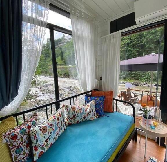 디럭스 4인 룸, Vagona Tiny House