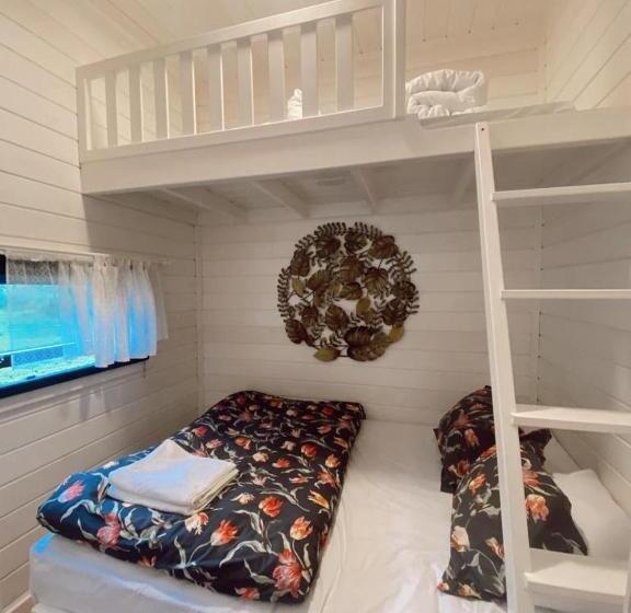 패밀리 스위트, Vagona Tiny House