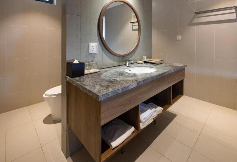 آپارتمان 1 خوابه با چشم‌انداز دریا, Le Palmier Ho Tram Resort