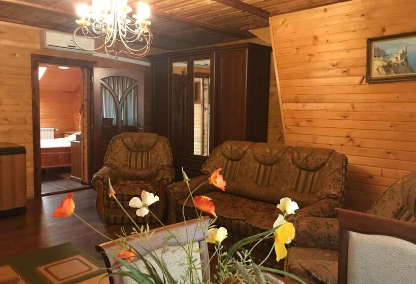 Семейный Номер, Elf Cottage