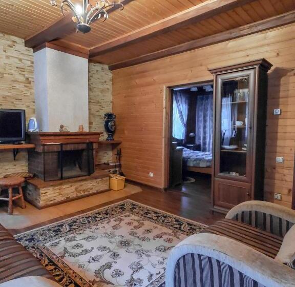 Четырехместный Номер Стандарт, Elf Cottage