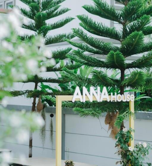 غرفة قياسية, Annahouse