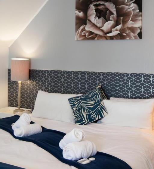Номер Deluxe, The Manor House