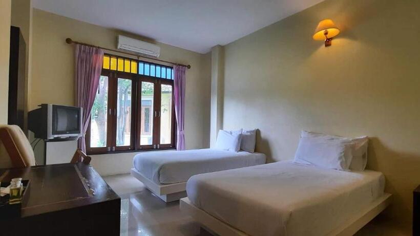 침실 4개 주택, Baan Talay See Cream Resort