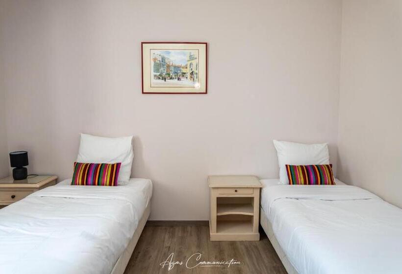 Люкс 2 Спальни, Logis Du Champ De Mars