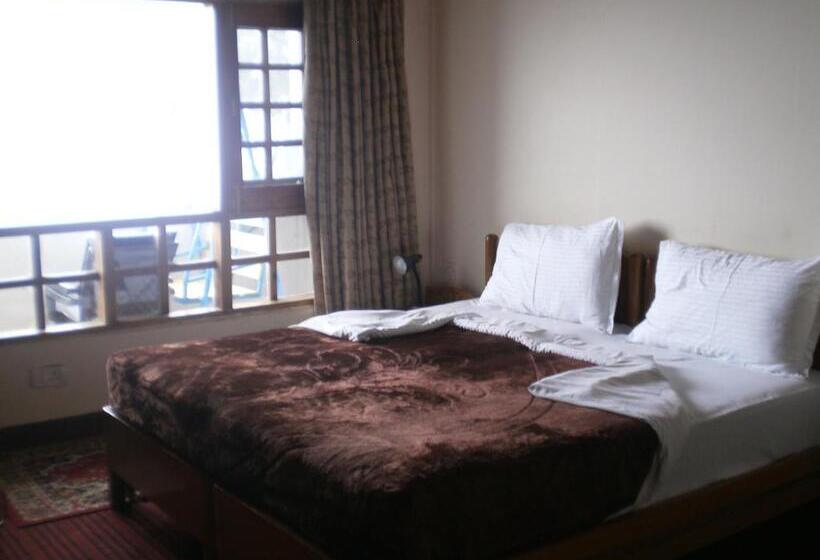 수피리어 룸, Snow King Retreat  Himalayan View , Revolving Restaurant , Pinewood Cottages , Huts , Villas , Rooms