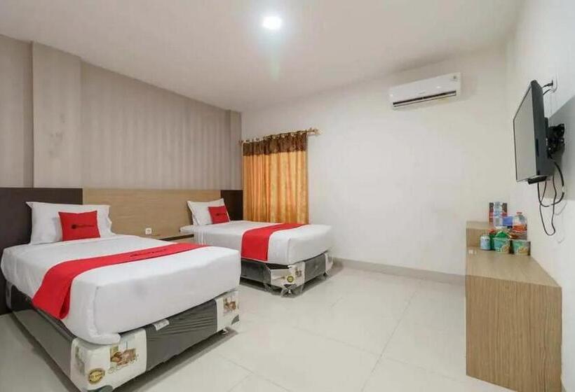 Номер Стандарт, Reddoorz Plus @ Cemara Asri Medan