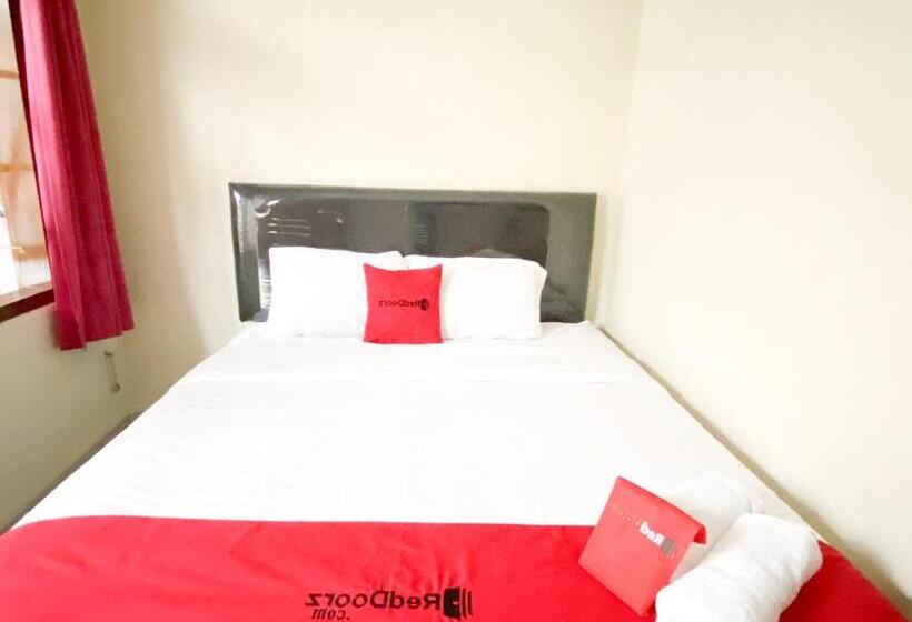 Номер Стандарт, Reddoorz At Simpang Borobudur