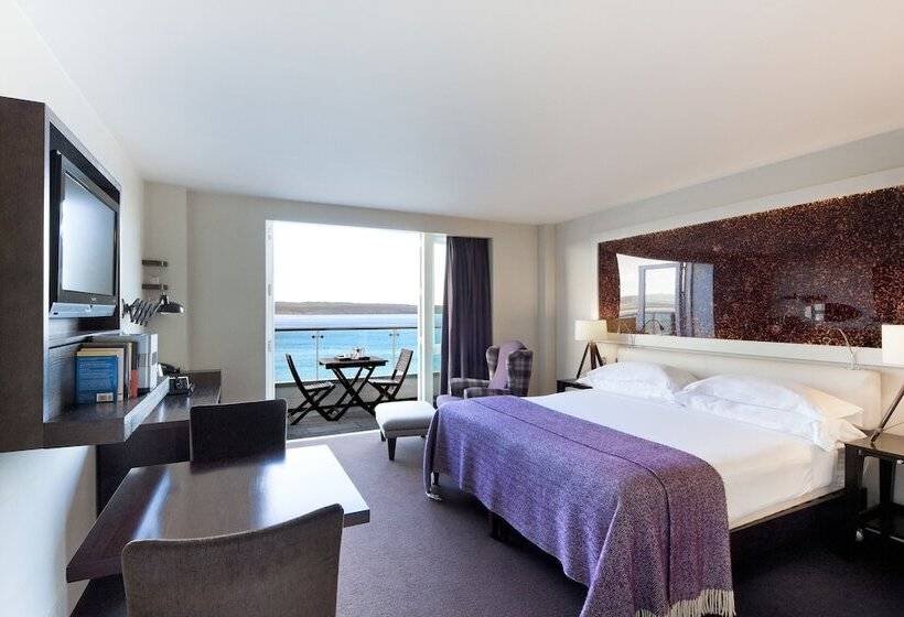 Номер Deluxe с Балконом, Cliff House