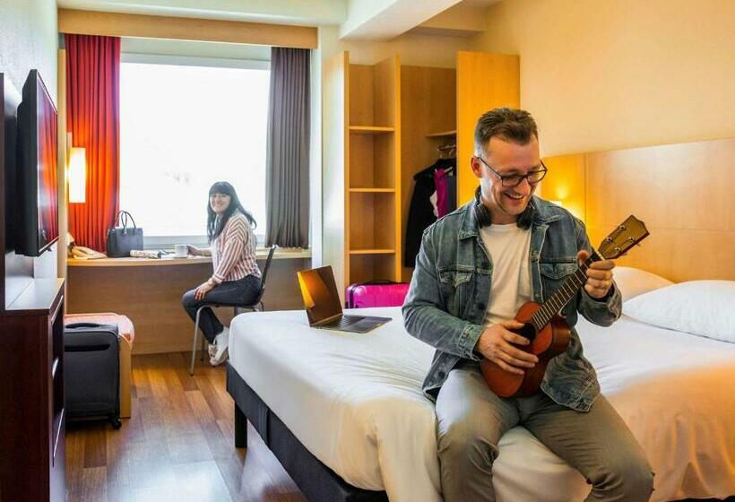 Номер Стандарт, Ibis Lausanne Centre