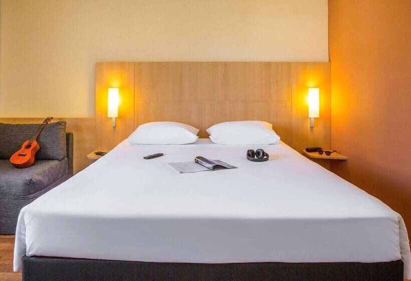 Номер Стандарт, Ibis Lausanne Centre