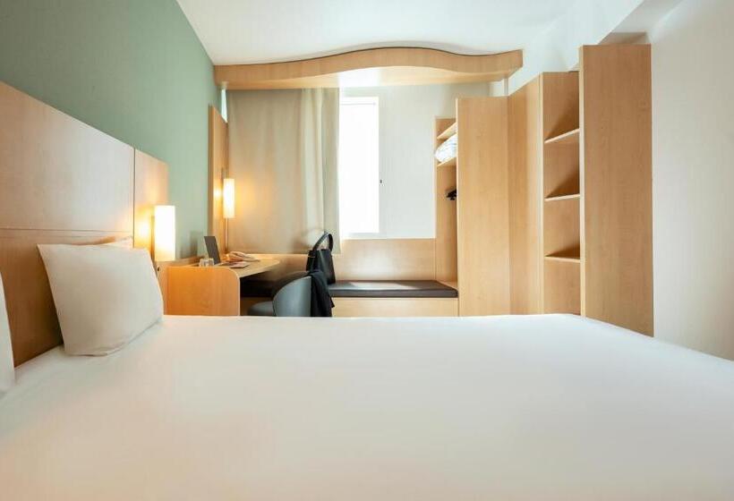 Номер Стандарт, Ibis Lausanne Centre