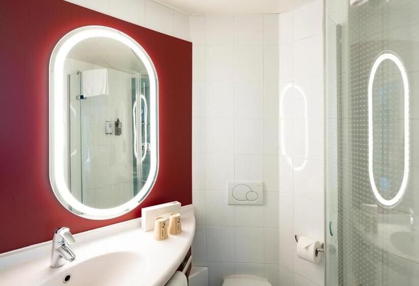 Номер Стандарт, Ibis Lausanne Centre