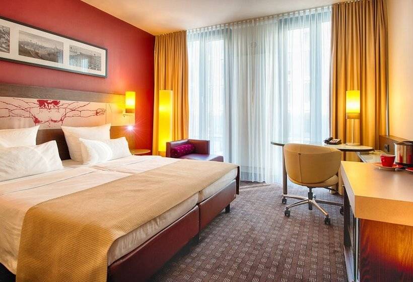 Номер Комфорт, Leonardo Royal Hotel Munich