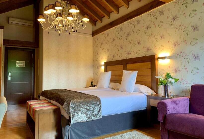 Люкс Superior, Akla Hotel Suites Valles Pasiegos