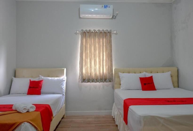 Семейный Номер, Reddoorz @ City Park Medoho Semarang