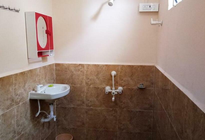 Семейный Номер, Kamat Cottages