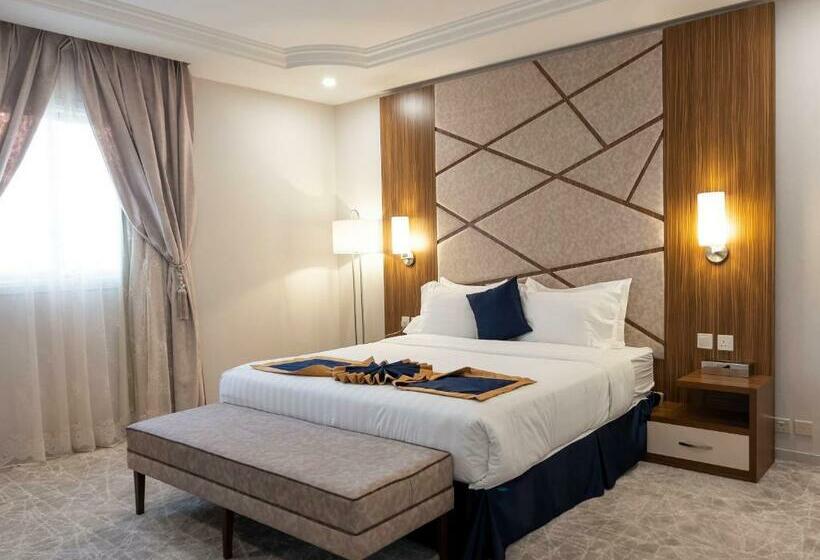 Полулюкс, The Palaces Hotel Suites   Wadeen