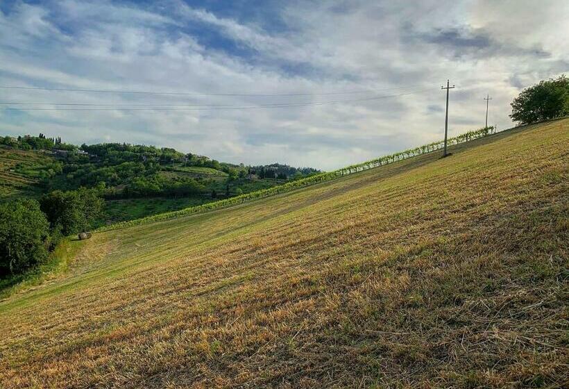 اتاق استاندارد سه نفره, Podere Baratta Agriturismo E Cantina