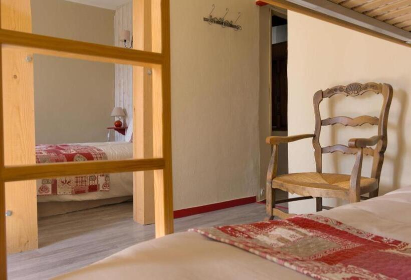 スタンダード４人部屋, Au Diapason Chambres D Hôtes Montagne