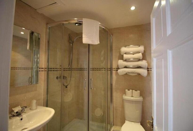 Четырехместный Номер Стандарт Вид на Море, Springwell Inn