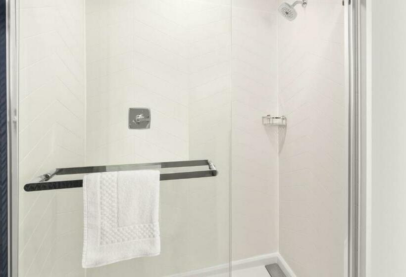 Президентский Люкс, Fairfield By Marriott Inn & Suites Seattle Poulsbo