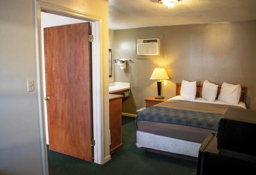 Семейный Номер, Patriot Stay Motel