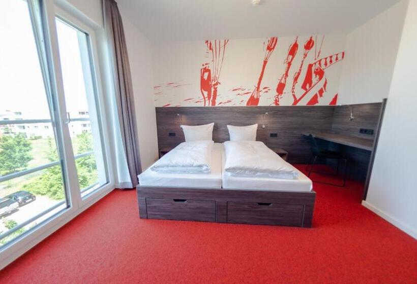 Студия Стандарт, Havenhostel Stade