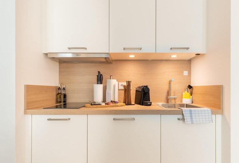 Люкс с Балконом, Limehome Gutersloh Eickhoffstraße
