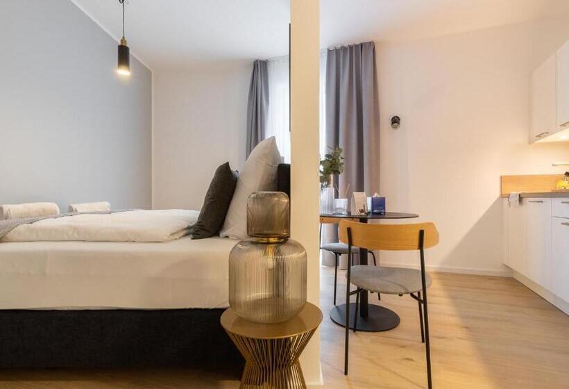 Люкс с Балконом, Limehome Gutersloh Eickhoffstraße