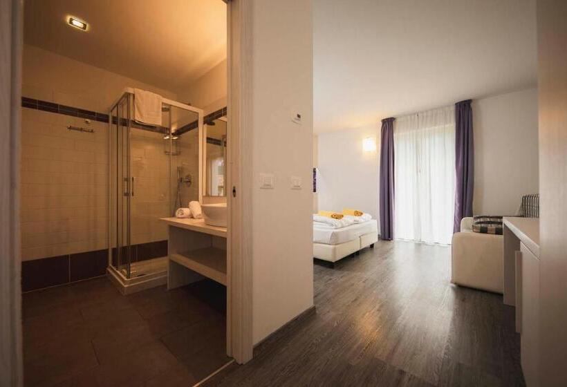 Трехместный Номер Стандарт с Балконом, Maso Agritur Santa Lucia
