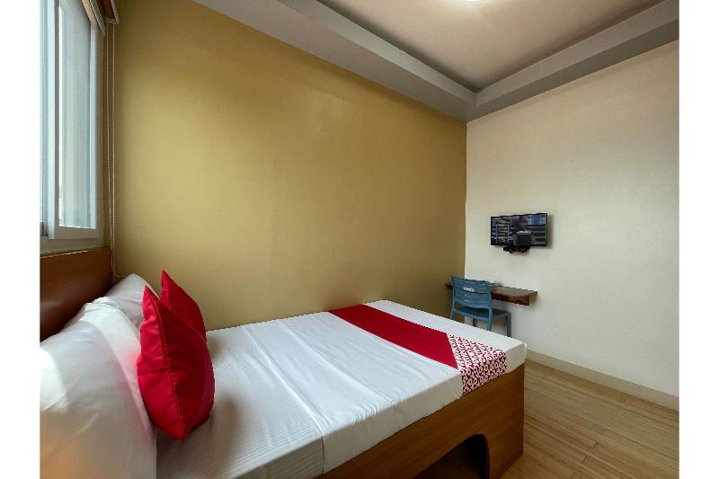 디럭스 룸, Vaccinated Staff  Oyo 685 K Fortune Apartelle