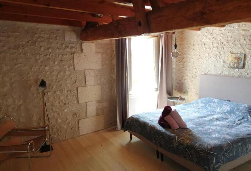 Номер Стандарт Трехместный, La Grange De Lucie  Chambres D Hôtes En Périgord Dordogne