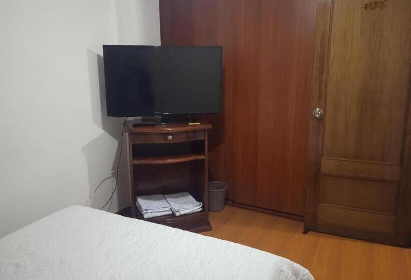 Номер Стандарт Совместная Ванная, Habitaciones C&s Bogotá