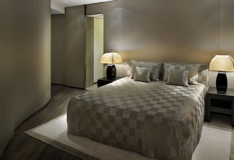 Номер Deluxe, Armani Hotel Dubai, Burj Khalifa