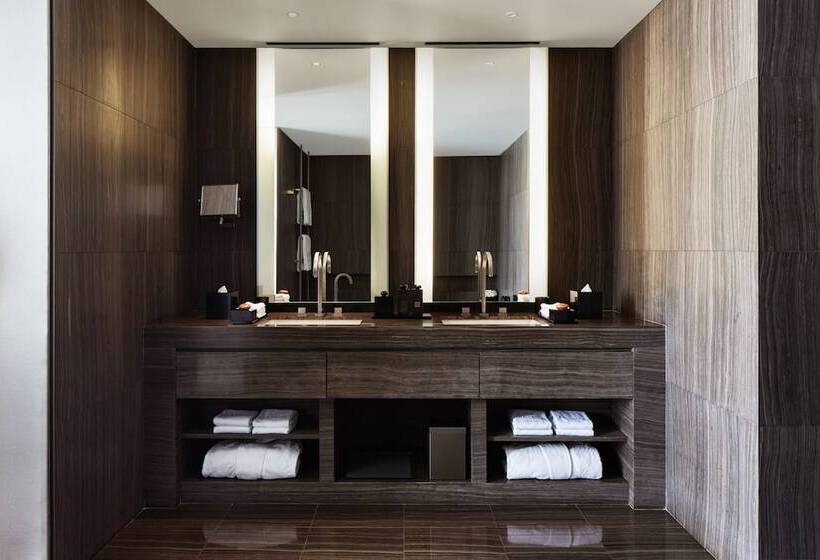 Люкс, Armani Hotel Dubai, Burj Khalifa