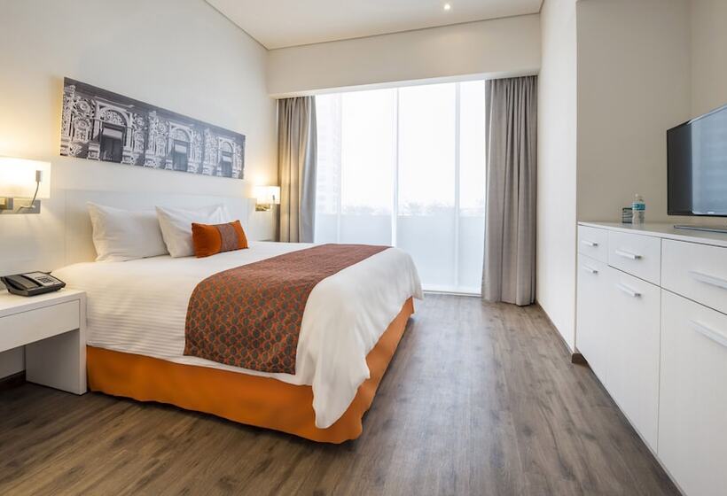 سوئیت 2 خوابه, Camino Real Puebla Angelopolis