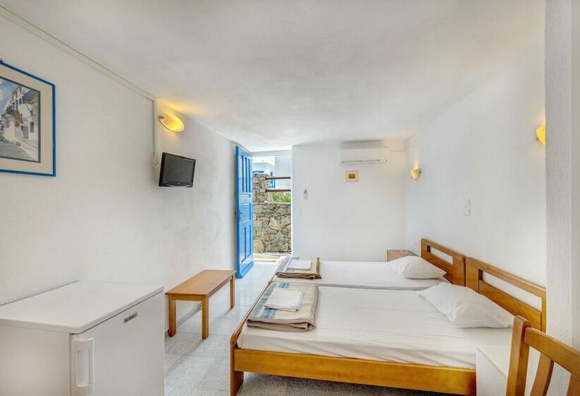 Номер Стандарт, Maki S Place