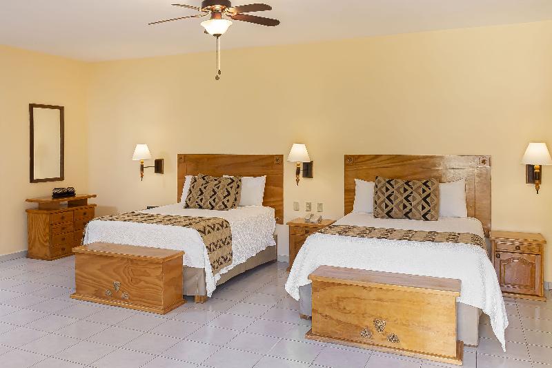 اتاق خانوادگی, Santa Fe Loreto by Villa Group