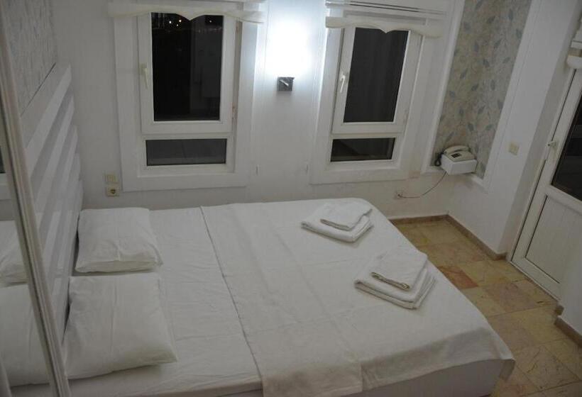Номер Стандарт Вид на Море с Балконом, The Park Marmaris