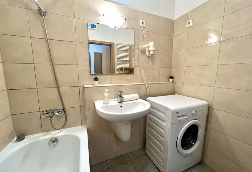 침실 3개 아파트, Nova Apartments